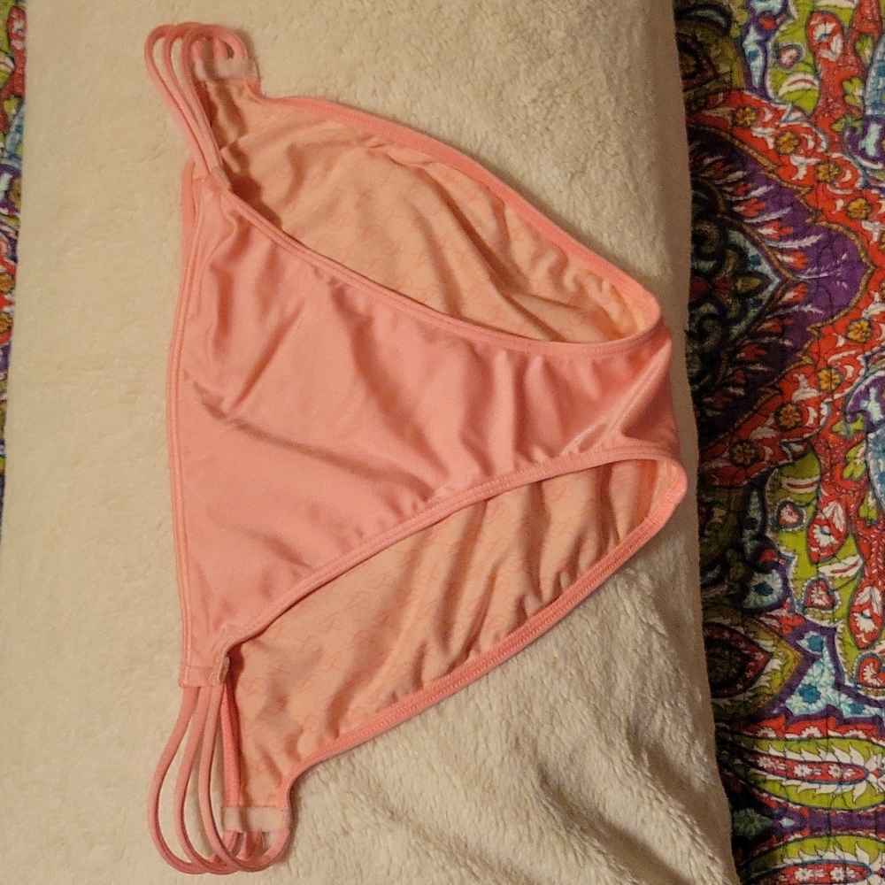Bikini bottoms